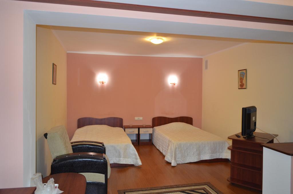 Casa Alba Hotel Râmnicu Vâlcea Екстериор снимка