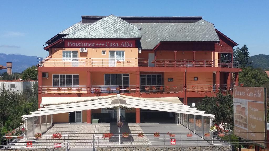 Casa Alba Hotel Râmnicu Vâlcea Екстериор снимка