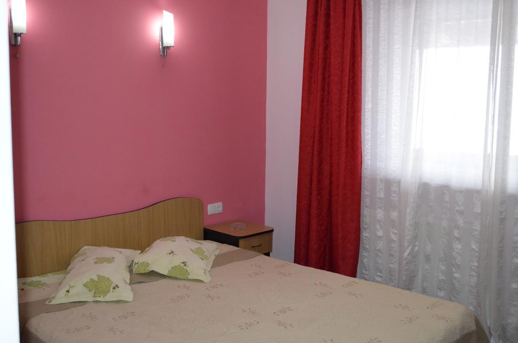 Casa Alba Hotel Râmnicu Vâlcea Екстериор снимка